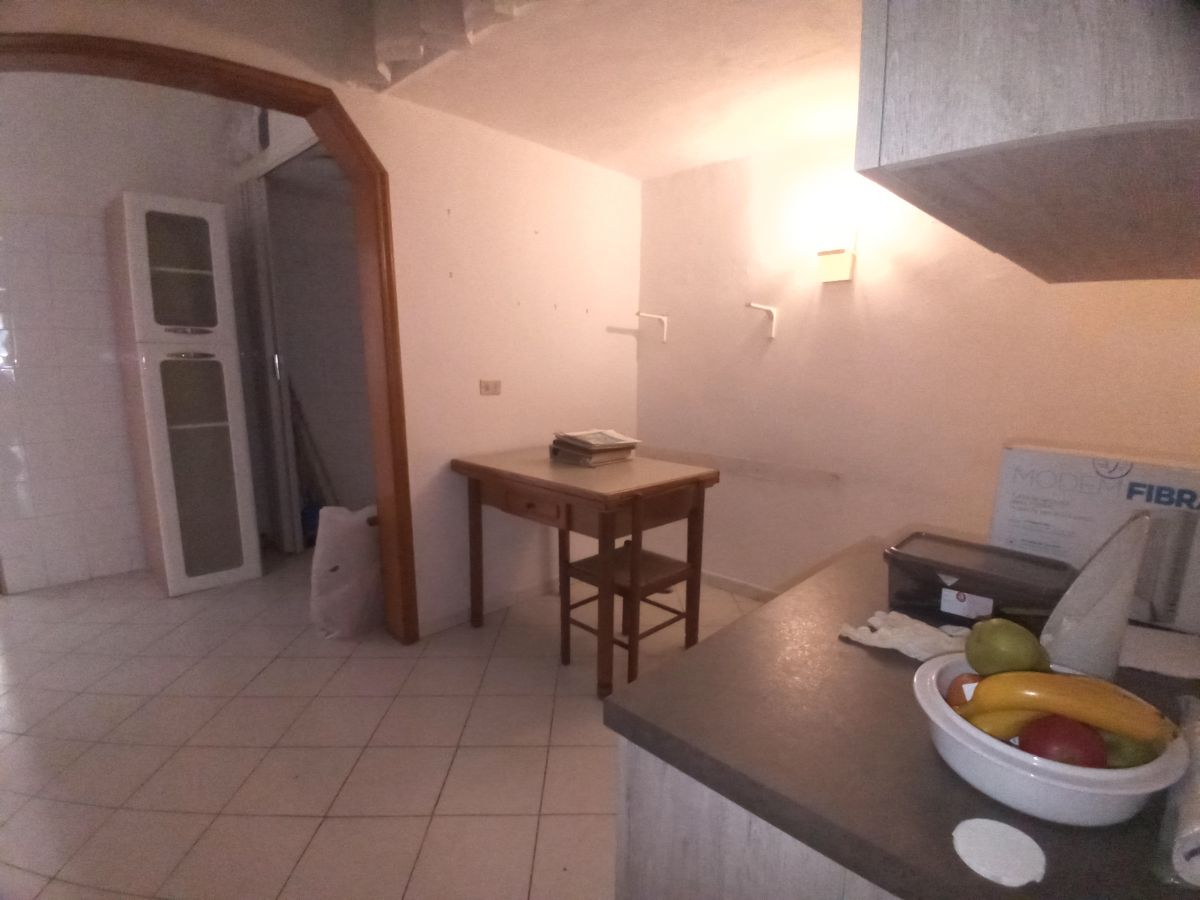 Appartamento di  3 vani /80 mq  a Bari - Libertà  (zona libertà )