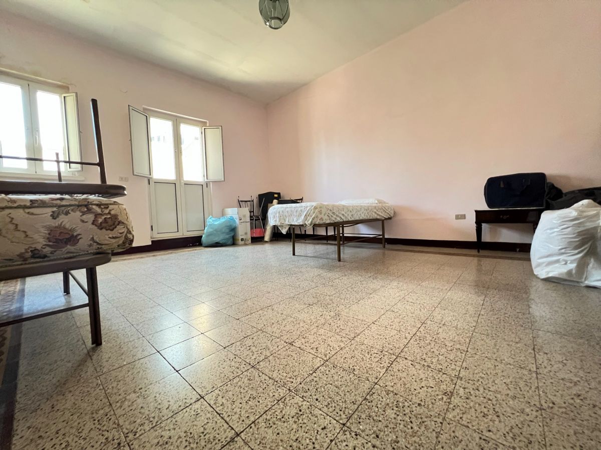 Casa indipendente di  2 vani /60 mq  a Cassano delle Murge (zona Centrale)