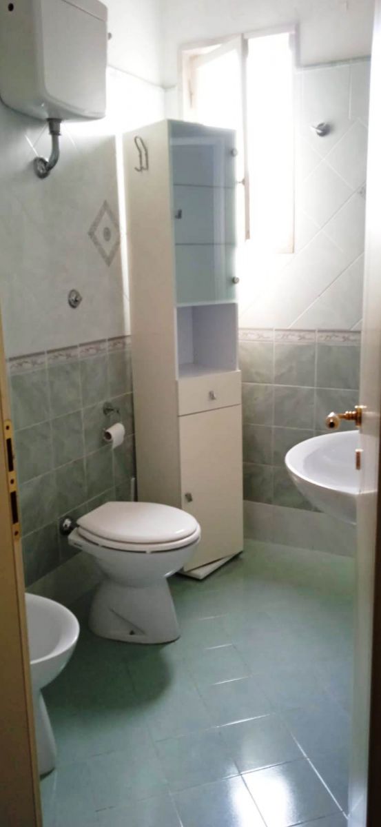 Appartamento di  2 vani /70 mq  a Trani (zona centro)