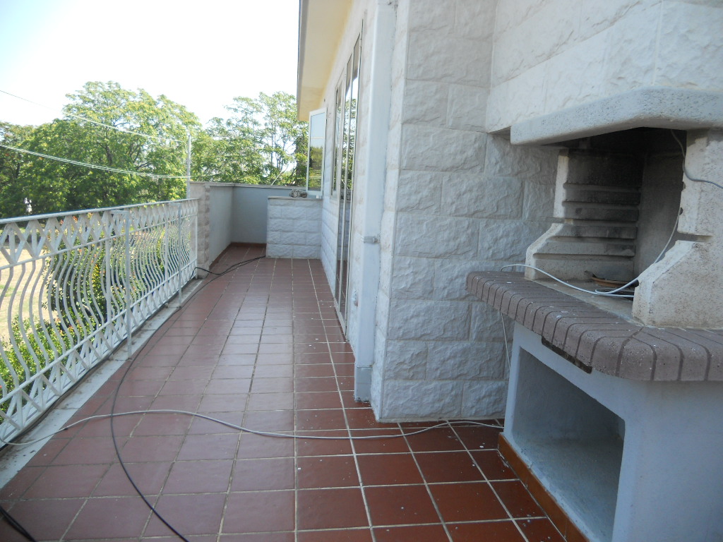 Villa (zona residenziale) di  6 vani /489 mq  a Trani (zona sud / Lungomare)