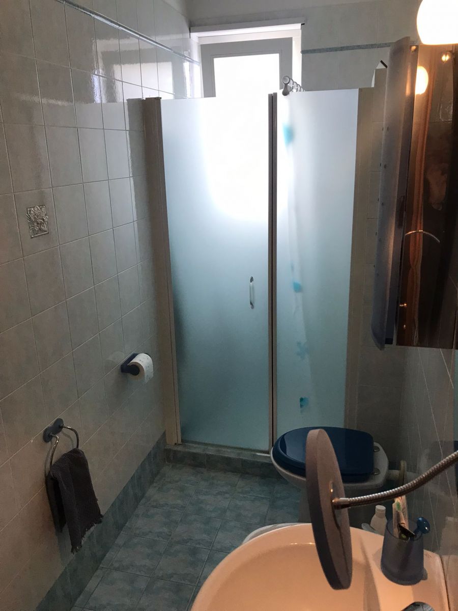 Appartamento di  3 vani /95 mq  a Capurso (zona Vicinanze Via Epifania)