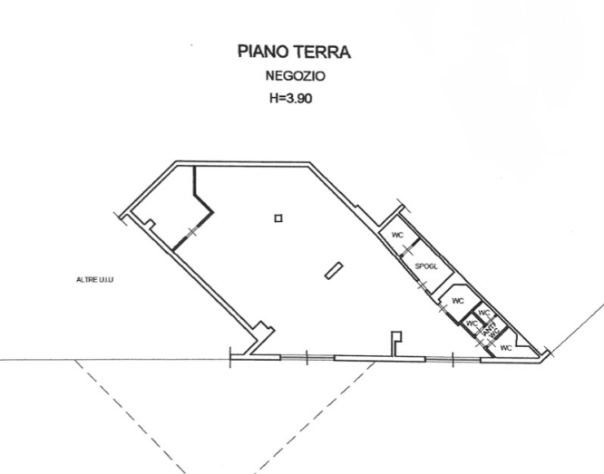 Locale commerciale / Negozio di  1 vani /160 mq  a Bari - Poggiofranco