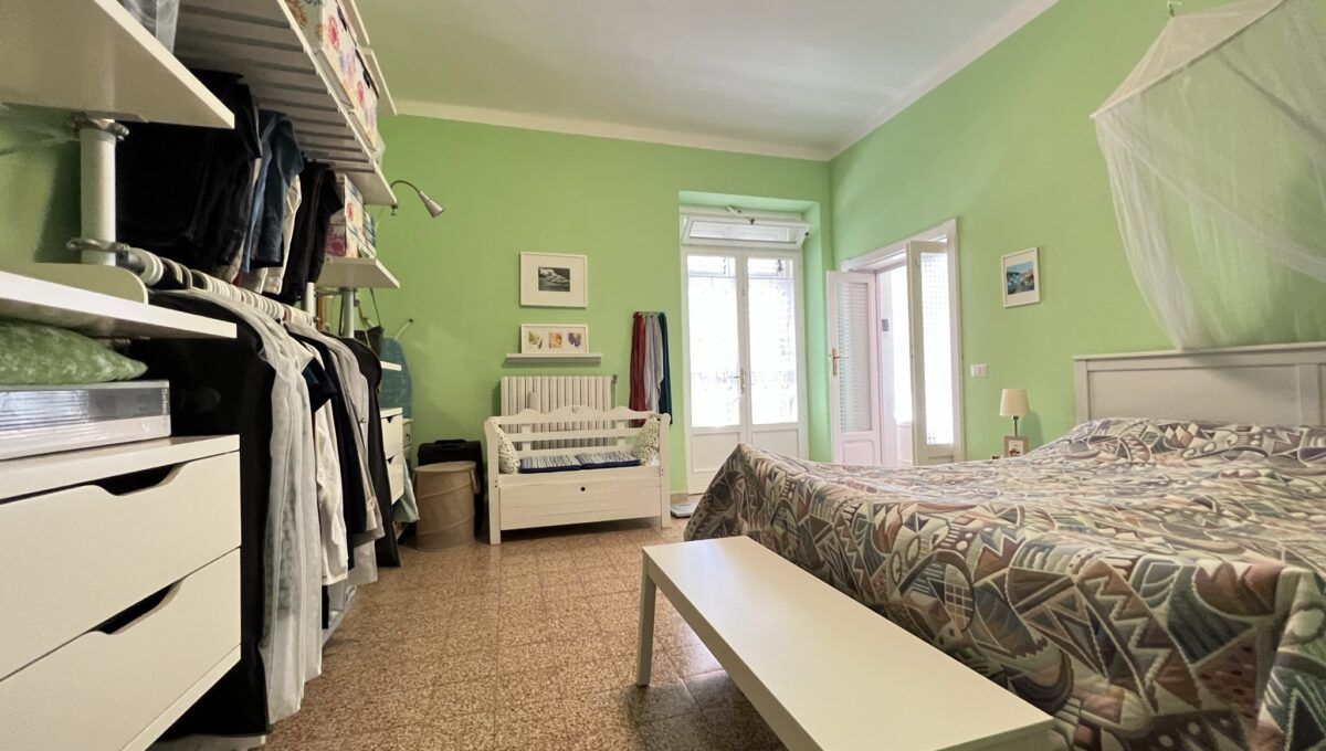 Casa indipendente di  2 vani /80 mq  a Cassano delle Murge (zona Zona semi centrale)