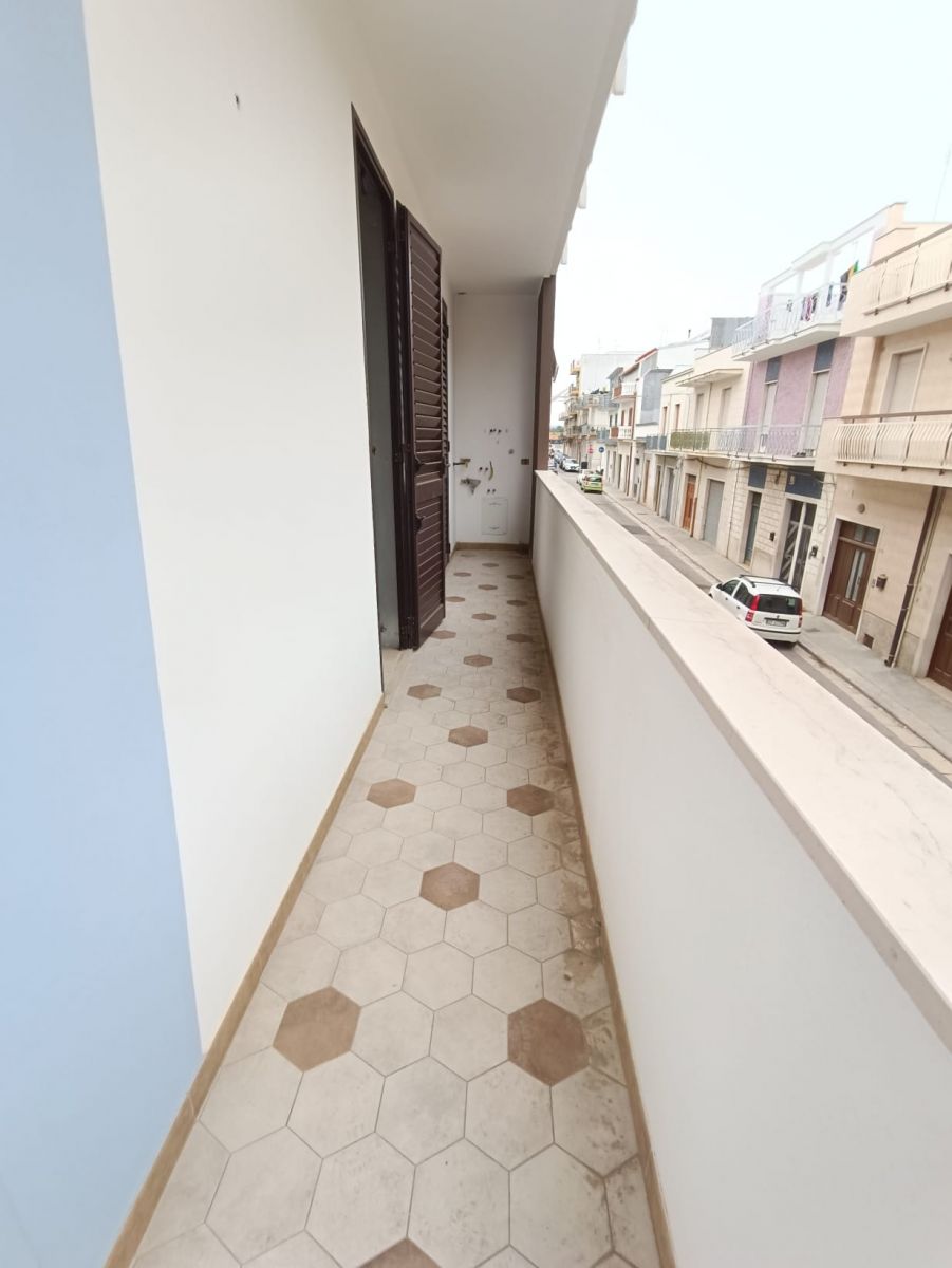 Casa indipendente di  6 vani /260 mq  a Andria (zona SANTA MARIA VETERE)