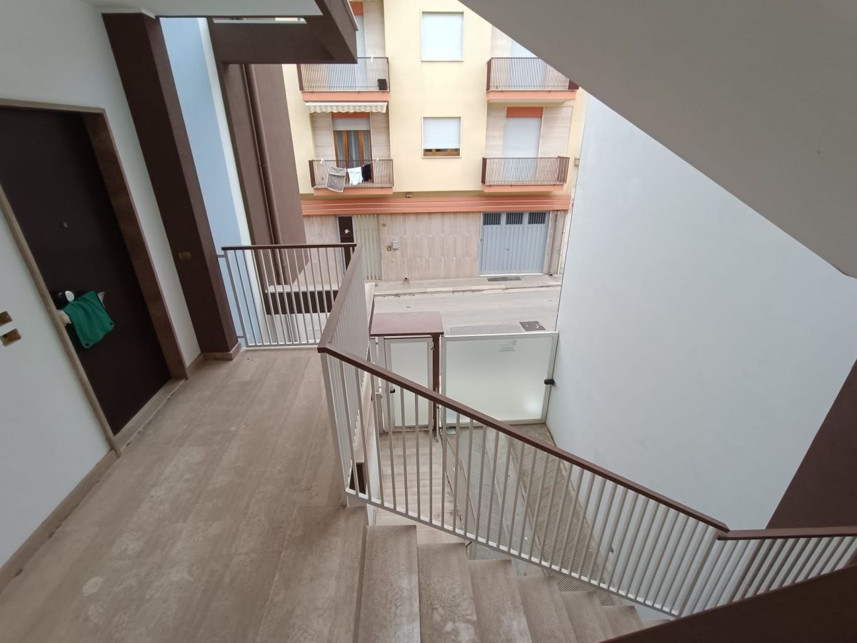 Casa indipendente di  6 vani /260 mq  a Andria (zona SANTA MARIA VETERE)