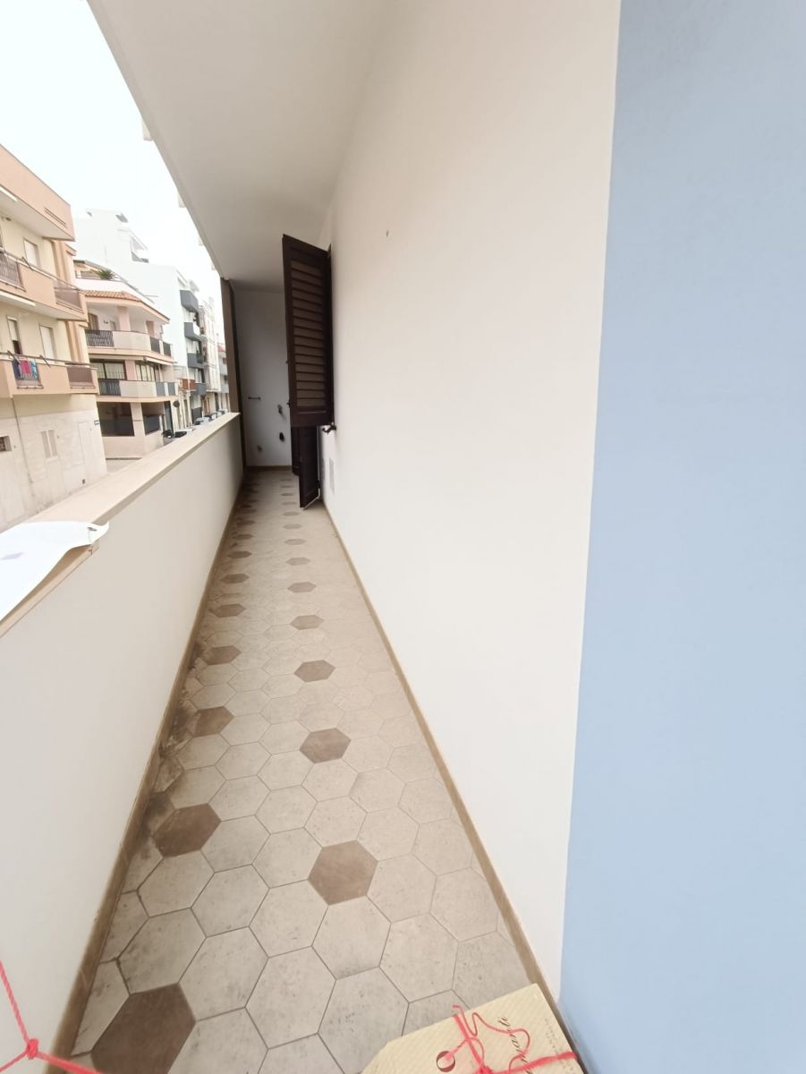 Casa indipendente di  6 vani /260 mq  a Andria (zona SANTA MARIA VETERE)