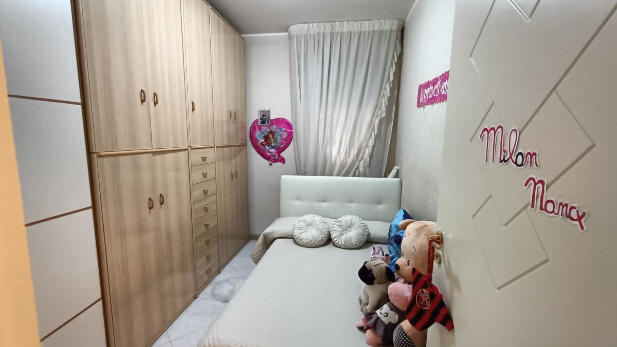 Appartamento di  3 vani /96 mq  a Capurso (zona via roma)