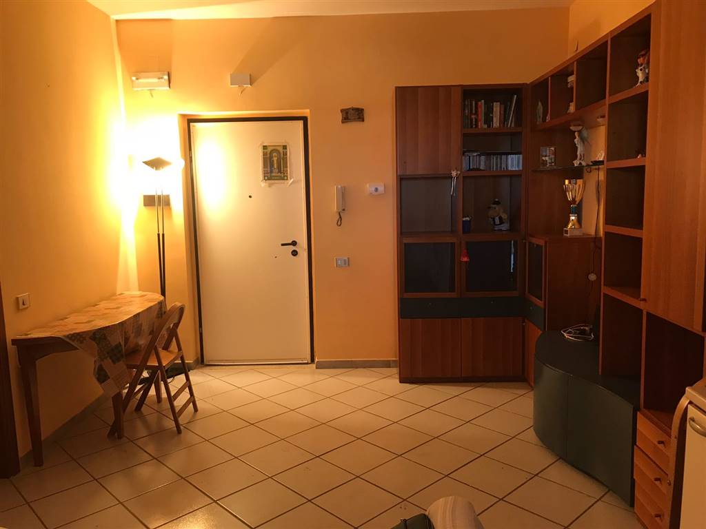 Appartamento di  3 vani /70 mq  a Bari - Torre a Mare