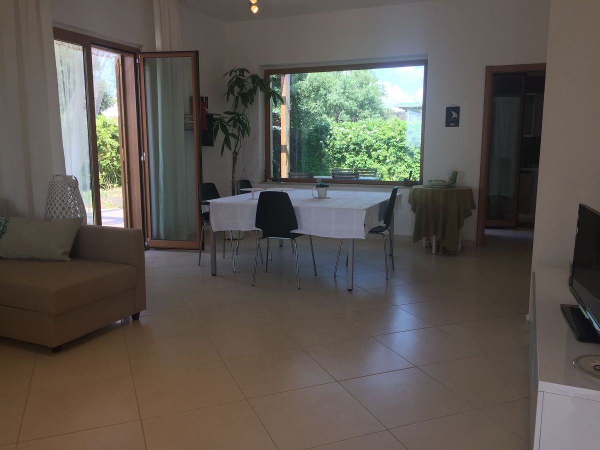 Villa (zona residenziale) di  4 vani /100 mq  a Polignano a Mare (zona Collinare - Residence Neapolis)