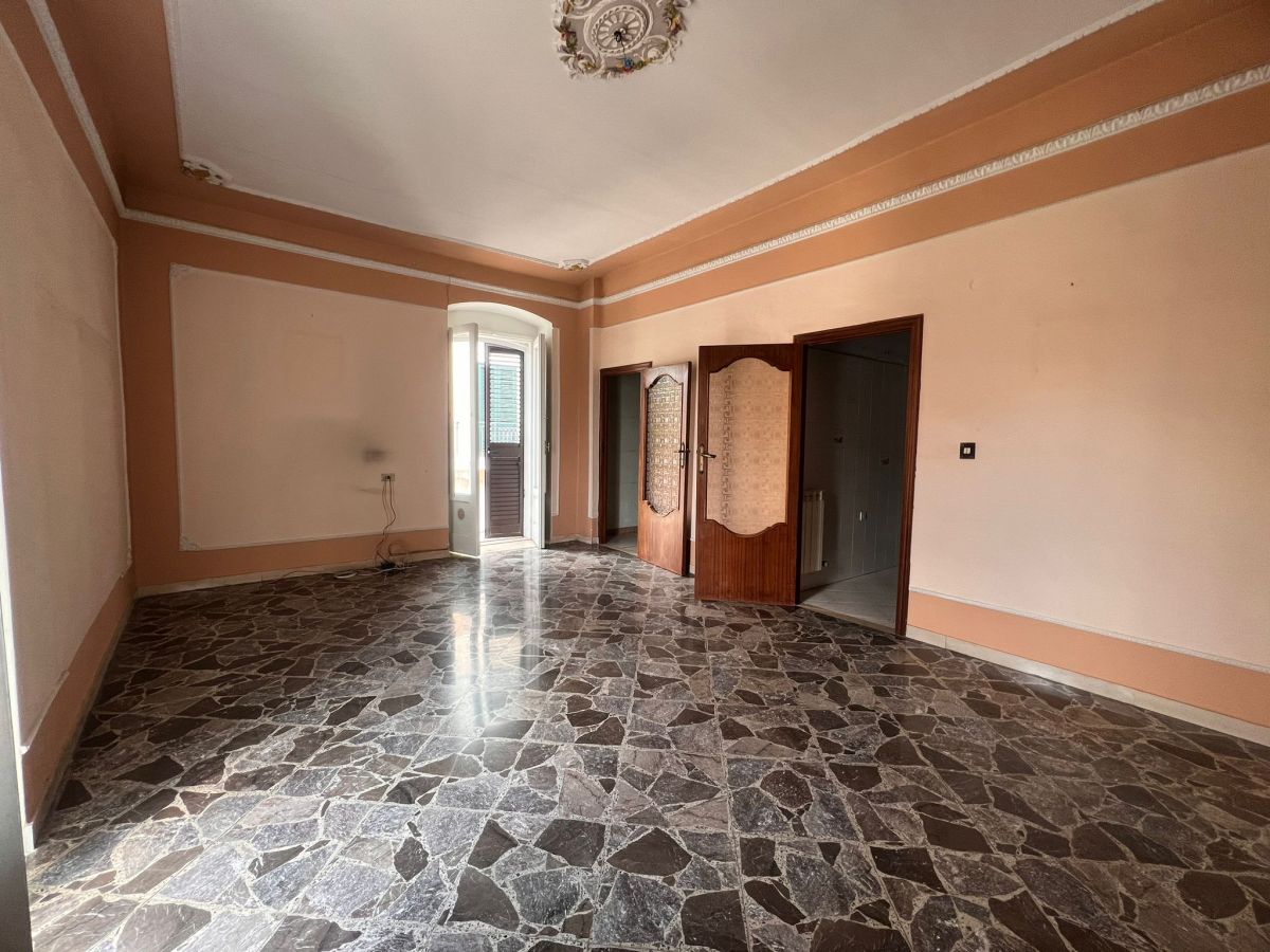 Appartamento di 3 vani/90 mq a Ruvo di Puglia (zona Centrale)