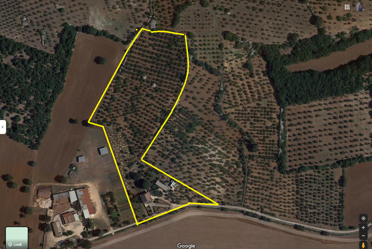 Rustico / Casale / Masseria di  6 vani /346 mq  a Cassano delle Murge (zona Contrada Lama Cardillo - Giustino)