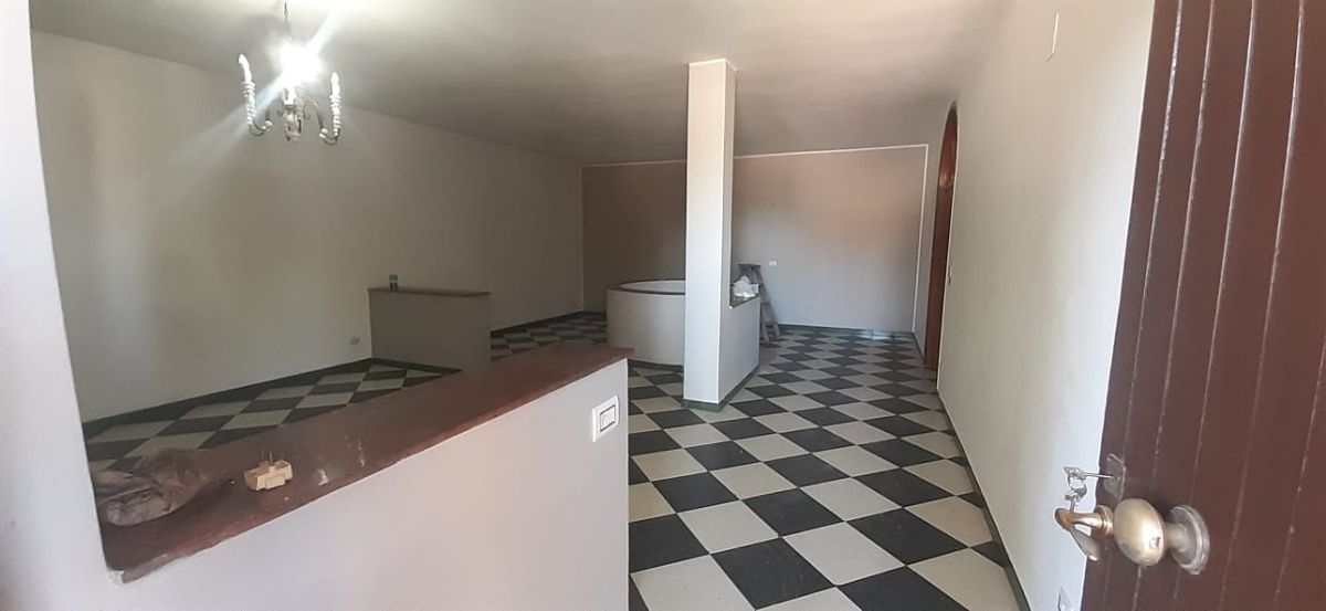 Villa (zona residenziale)/150 mq  a Modugno