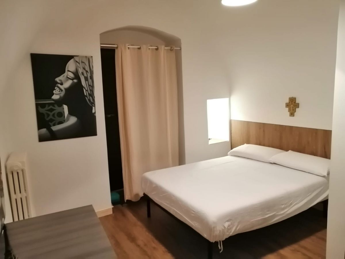 Casa indipendente di  2 vani /80 mq  a Andria (zona CENTRO STORICO)