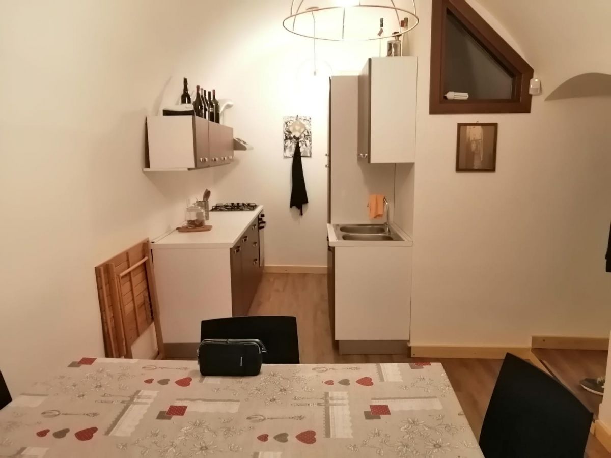 Casa indipendente di  2 vani /80 mq  a Andria (zona CENTRO STORICO)