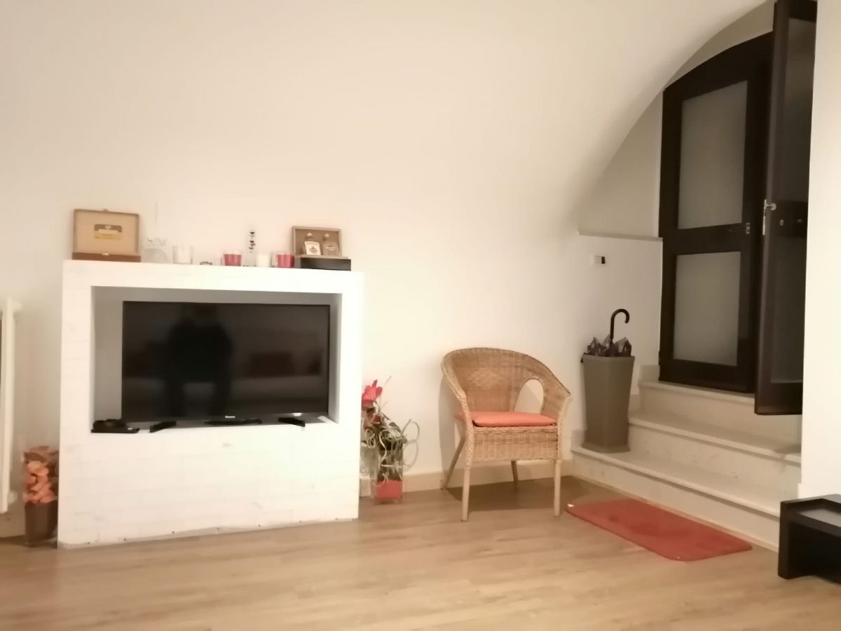 Casa indipendente di  2 vani /80 mq  a Andria (zona CENTRO STORICO)