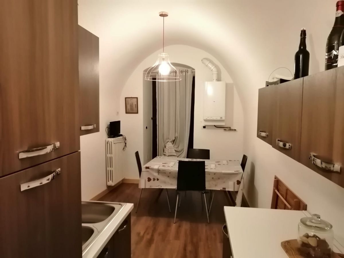 Casa indipendente di  2 vani /80 mq  a Andria (zona CENTRO STORICO)