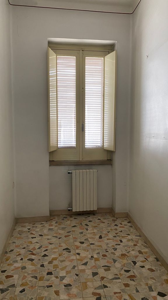 Casa indipendente di  3 vani /90 mq  a Andria (zona VIS ORSINI)