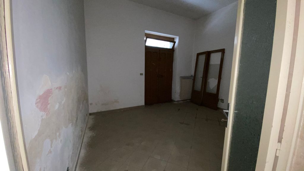 Casa indipendente di  3 vani /90 mq  a Andria (zona VIS ORSINI)