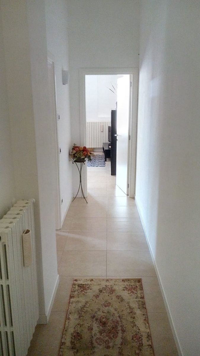 Appartamento di  2 vani /70 mq  a Andria (zona CAMAGGIO CROCI MONTINCELLI)