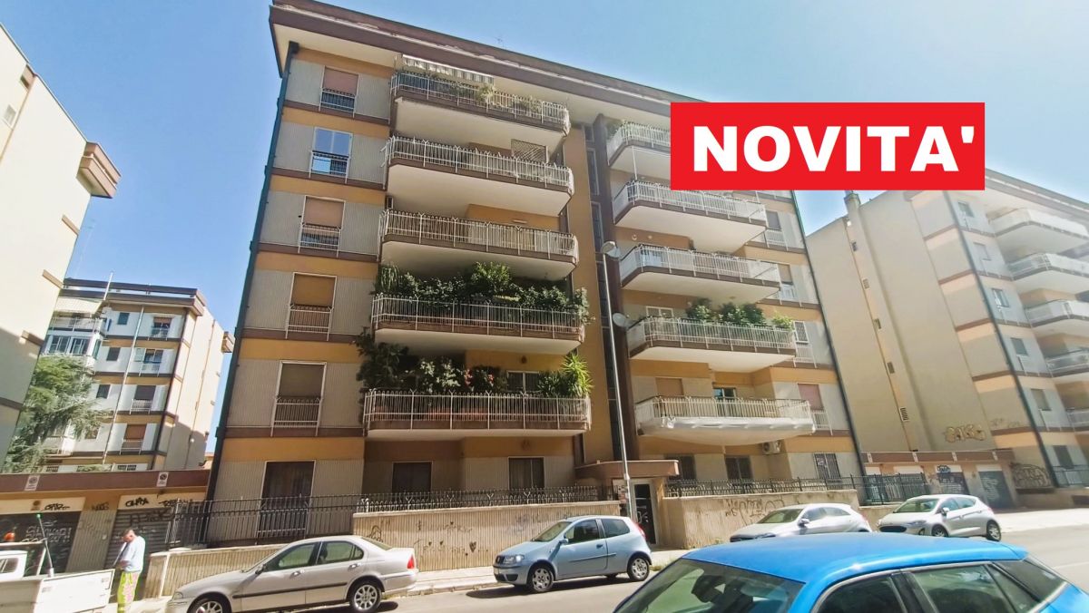 Appartamento di  6 vani /186 mq  a Bari - Poggiofranco (zona via martin luter king)