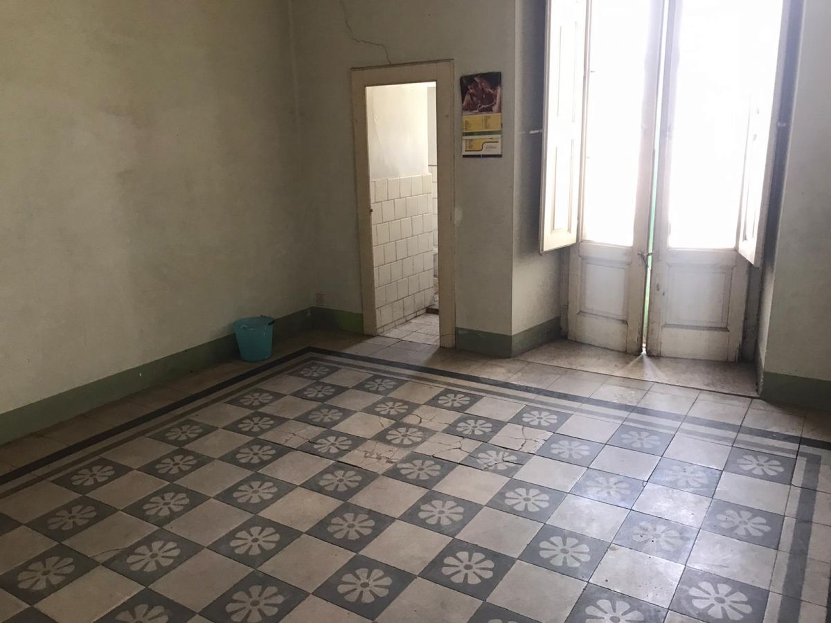 Appartamento di  3 vani /95 mq  a Noicattaro (zona Centro)