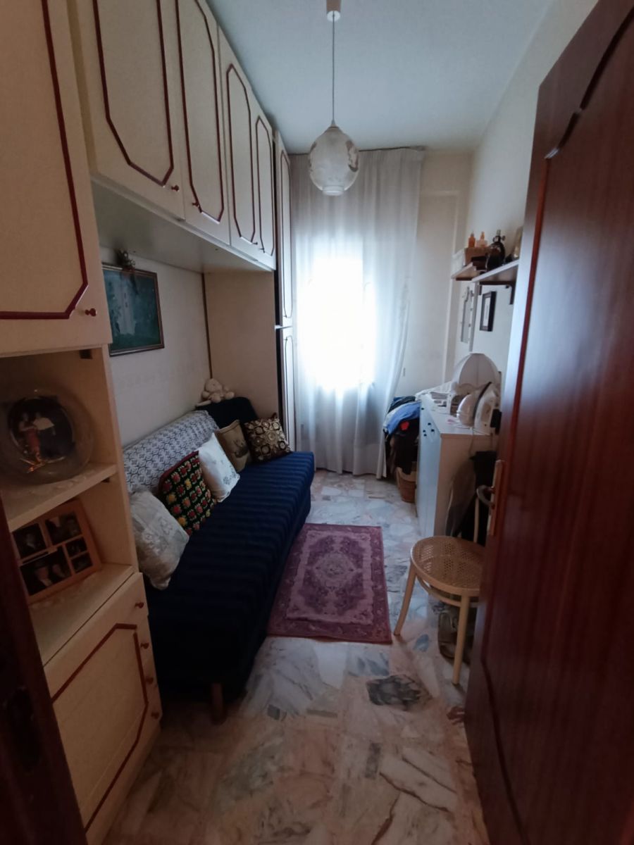 Appartamento di  5 vani /130 mq  a Andria (zona CROCI CAMAGGIO MONTINGELLI)