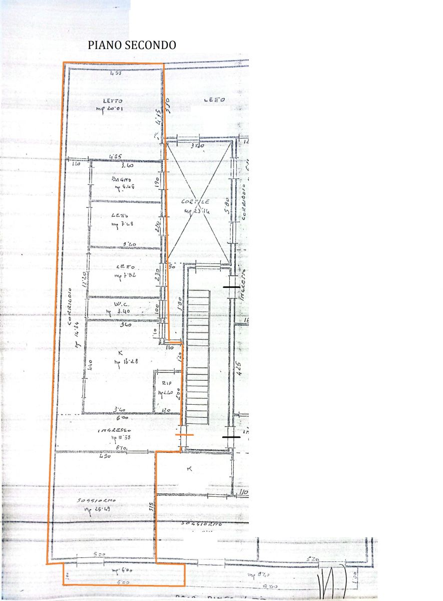 Appartamento di  4 vani /130 mq  a Andria (zona CROCI CAMAGGIO MONTINGELLI)