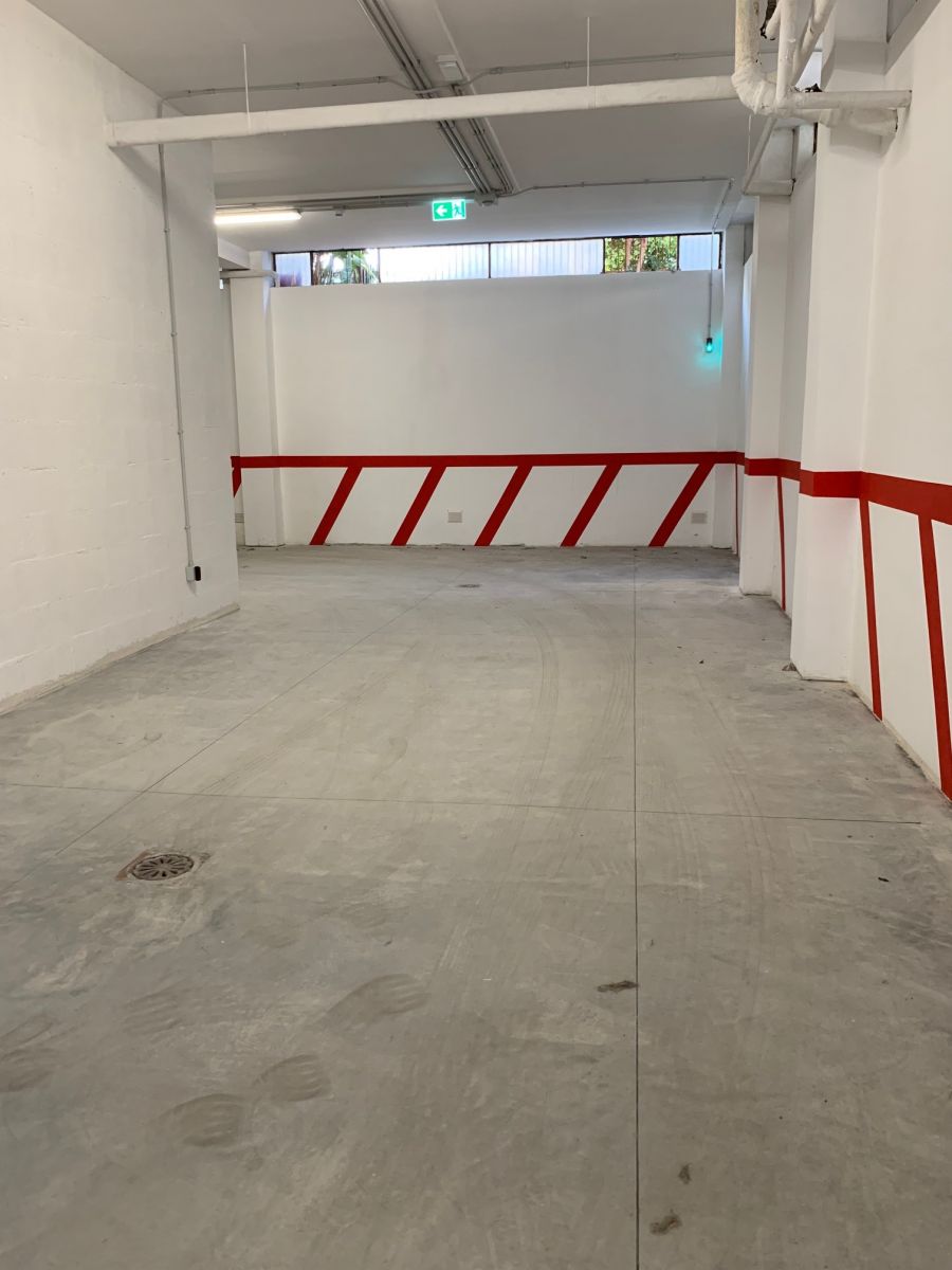 Box / Garage / Posto Auto di  1 vani /23 mq  a Bari - Poggiofranco (zona viale concilio vaticano)