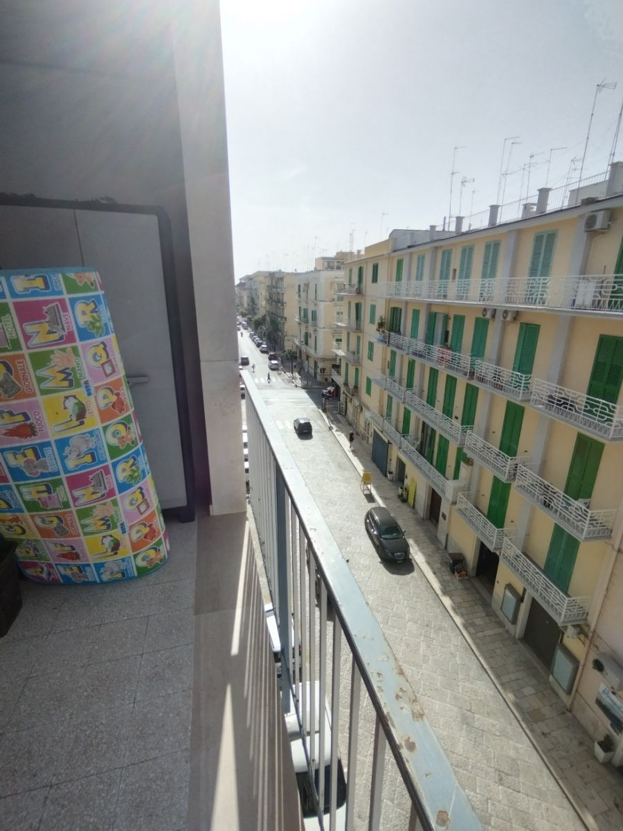 Appartamento di  3 vani /96 mq  a Molfetta (zona centro)