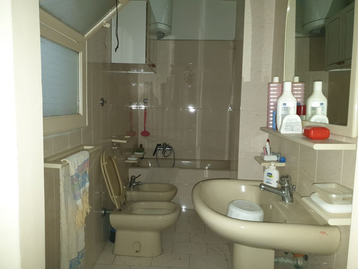 Appartamento di  3 vani /93 mq  a Bari - Picone (zona Carrassi- Picone)