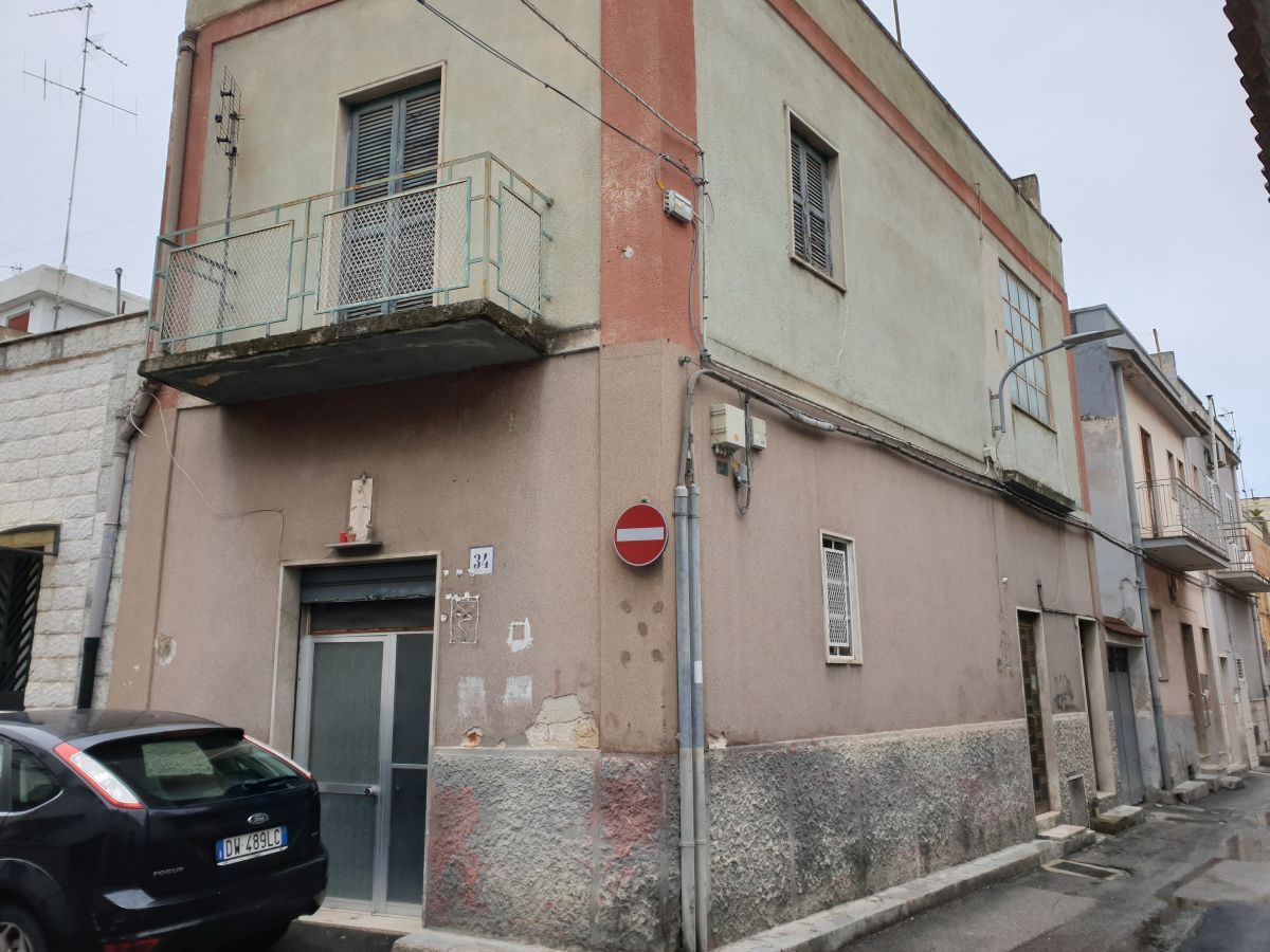 Casa indipendente di  2 vani /50 mq  a Bari - Carbonara (zona Semicentrale)