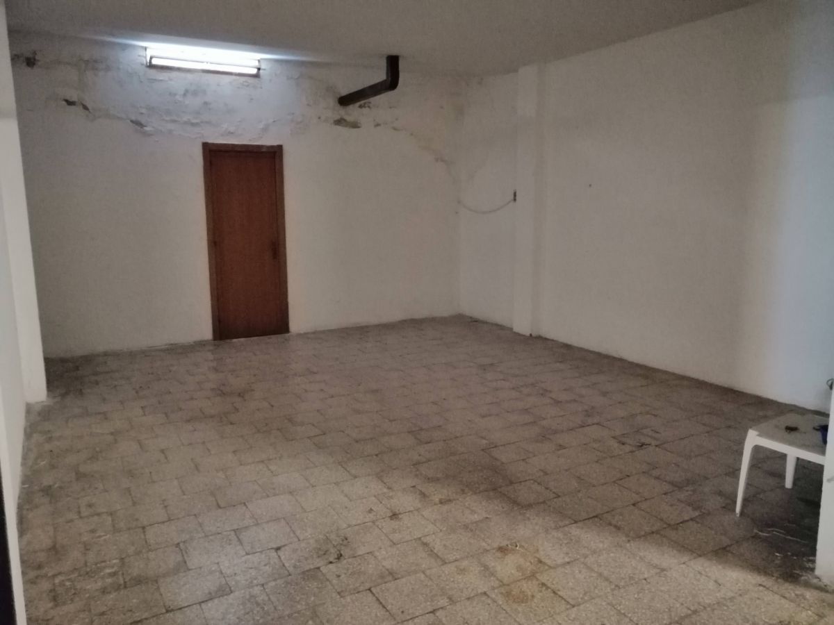 Appartamento di  3 vani /100 mq  a Palo del Colle (zona  )