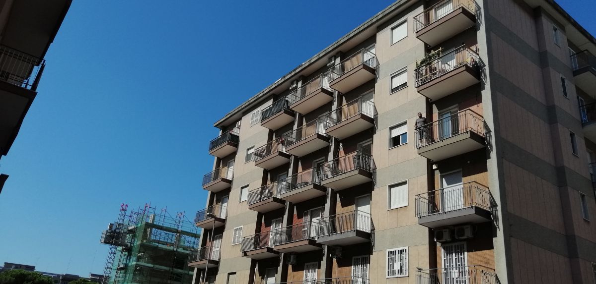 Appartamento di  3 vani /105 mq  a Bari - San Pasquale alta (zona VCINANE PARCO 2 GIUGNO)