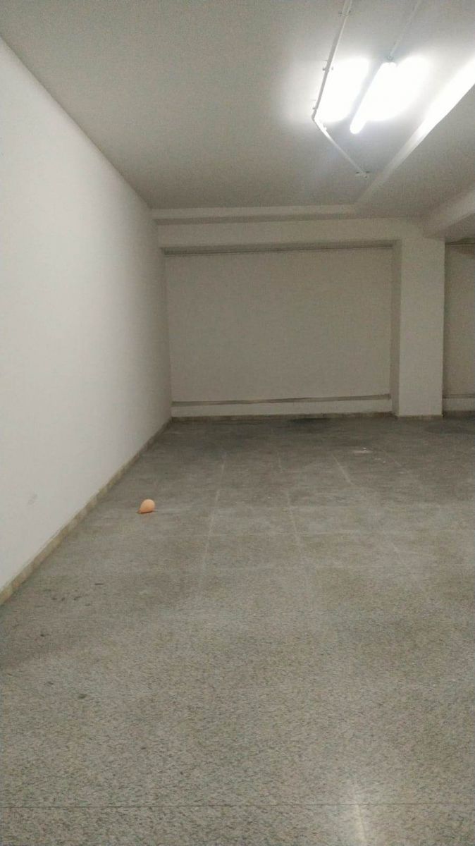 Box / Garage  di 51mq  a Trani (zona Centro-Stazione)