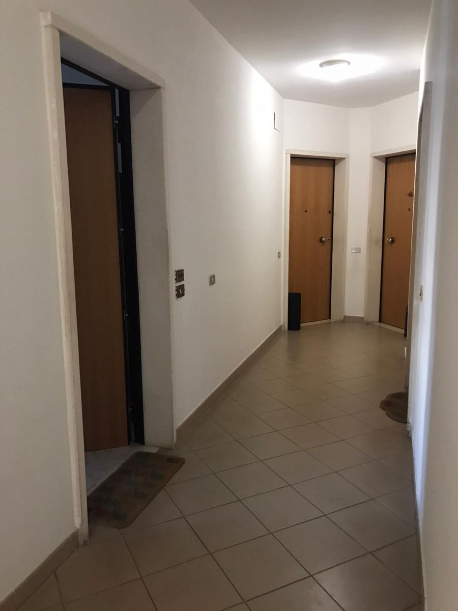 Appartamento di  2 vani /65 mq  a Casamassima (zona AUCHAN - LUM)