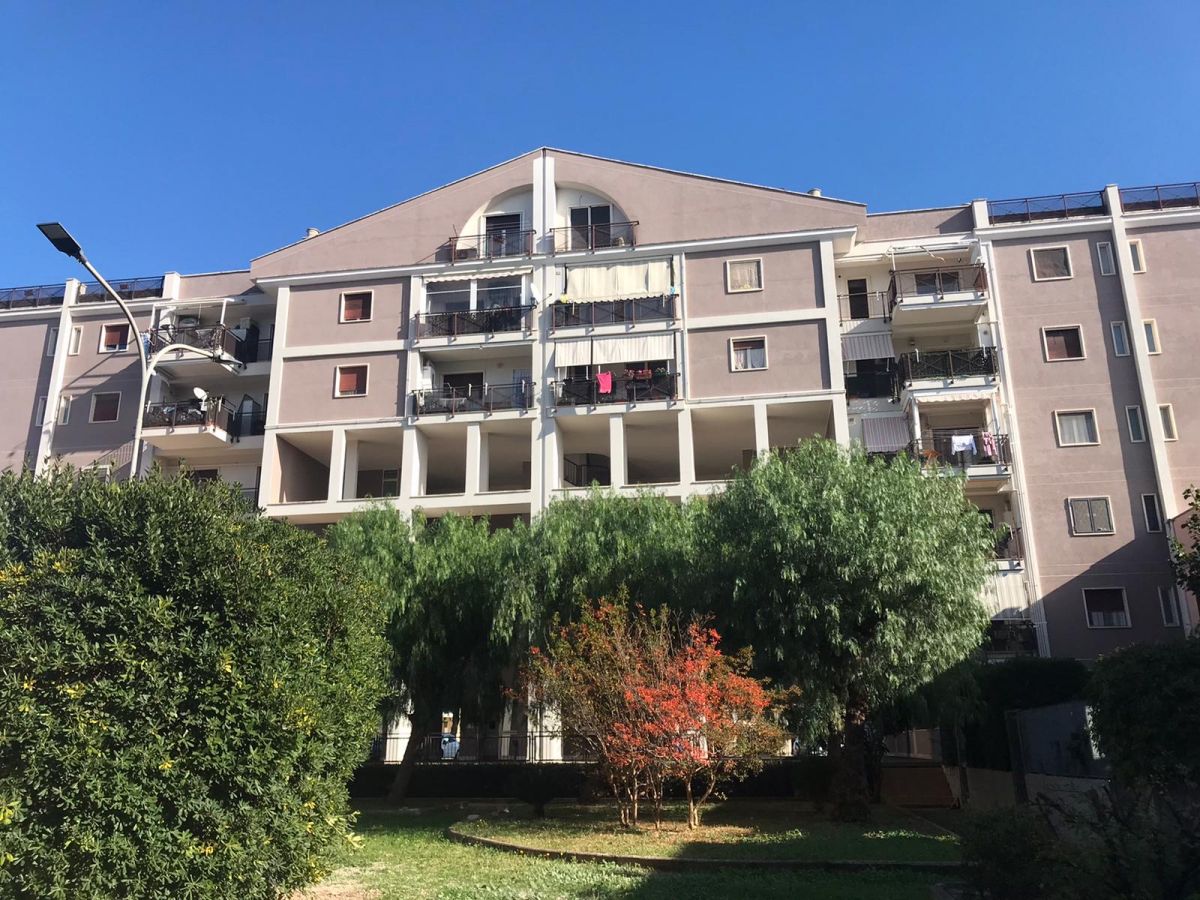 Appartamento di  2 vani /65 mq  a Casamassima (zona AUCHAN - LUM)