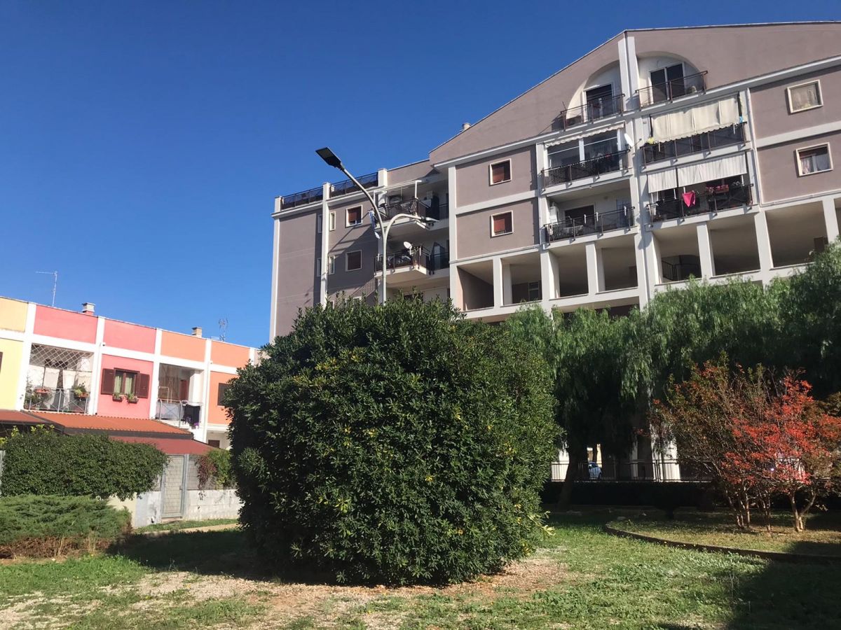 Appartamento di  2 vani /65 mq  a Casamassima (zona AUCHAN - LUM)