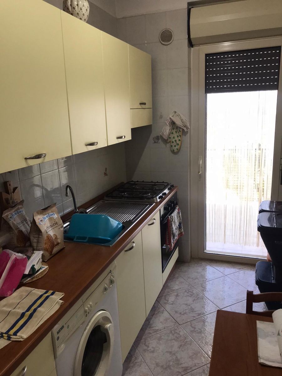 Appartamento di  2 vani /65 mq  a Casamassima (zona AUCHAN - LUM)