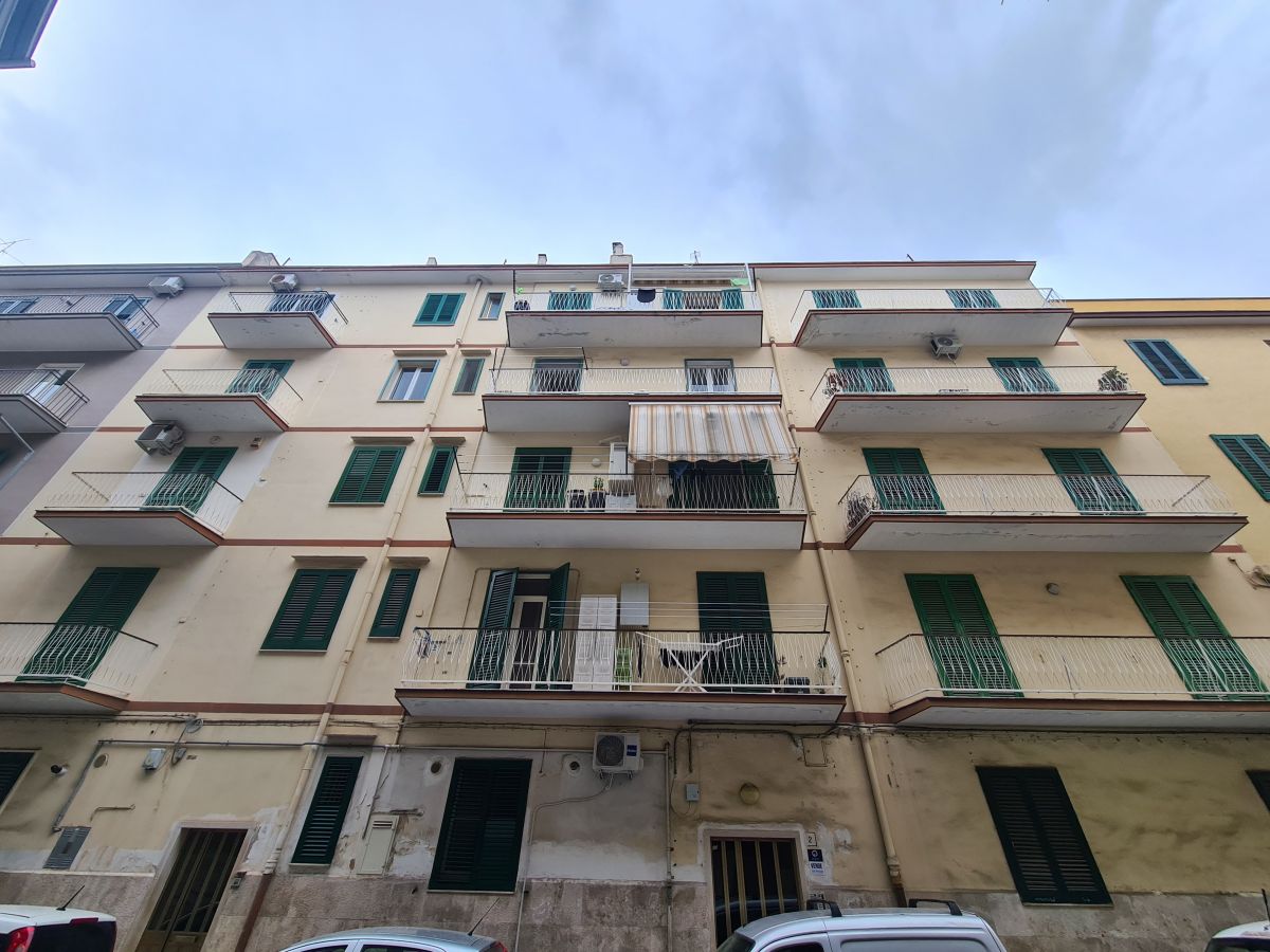 Appartamento di  2 vani /65 mq  a Bisceglie (zona Corso Umberto)