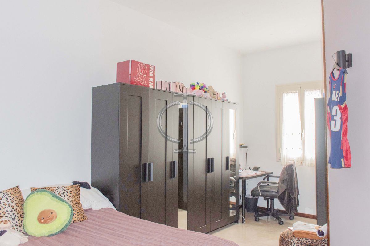 Villa (zona residenziale) di  6 vani /251 mq  a Bari - Palese