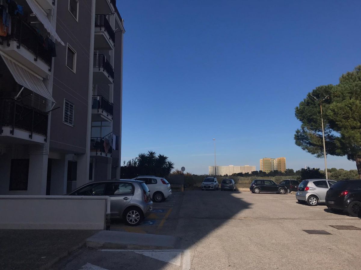 Appartamento di  2 vani /65 mq  a Casamassima (zona AUCHAN - LUM)