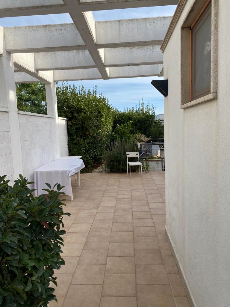 Villa (zona residenziale) di  6 vani /140 mq  a Polignano a Mare (zona Collinare - Residence Neapolis)