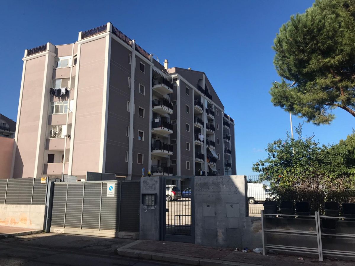 Appartamento di  2 vani /65 mq  a Casamassima (zona AUCHAN - LUM)