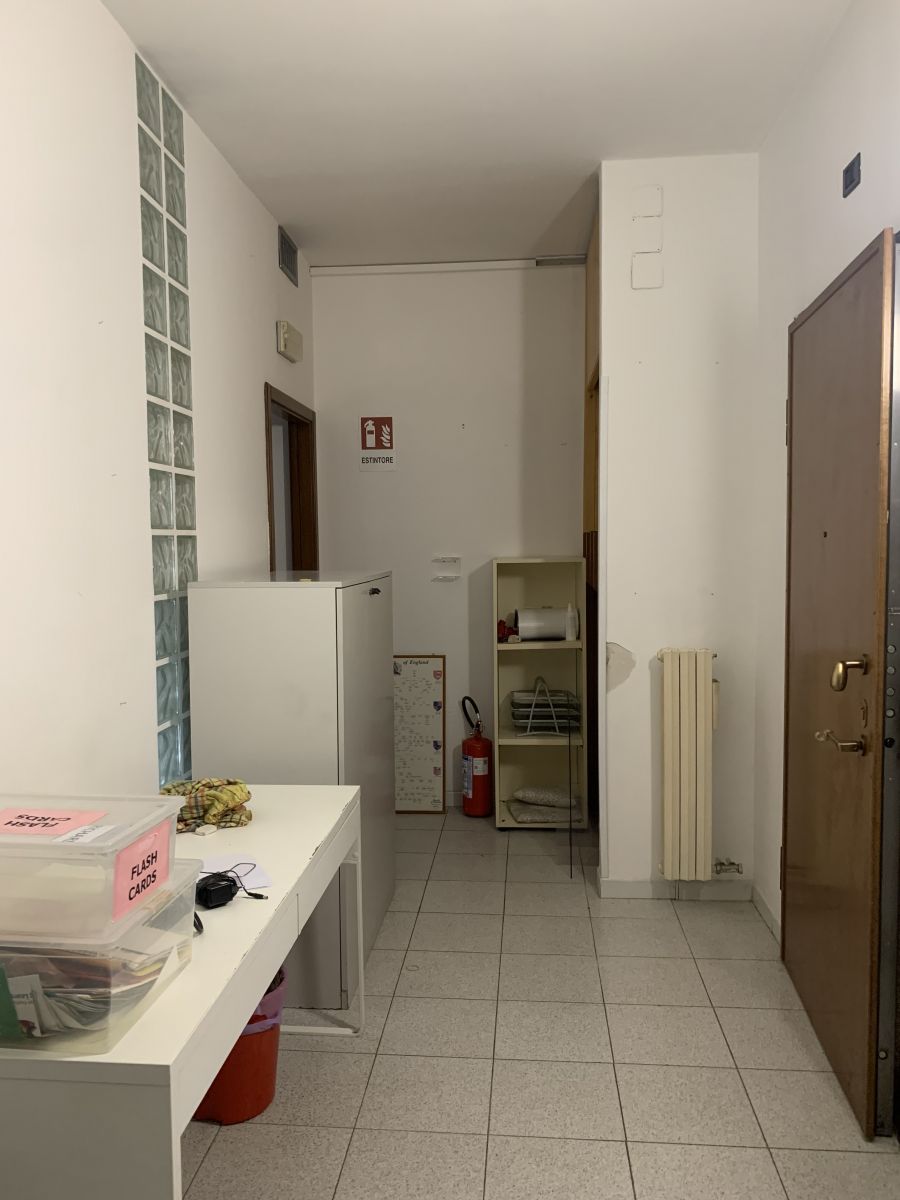 Ufficio di  3 vani /70 mq  a Bari - Poggiofranco (zona Caffè Rosalba-BNL)