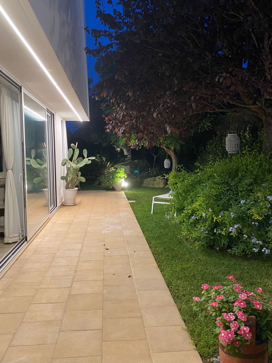 Villa (zona residenziale) di  3 vani /70 mq  a Polignano a Mare (zona Residence Neapolis)