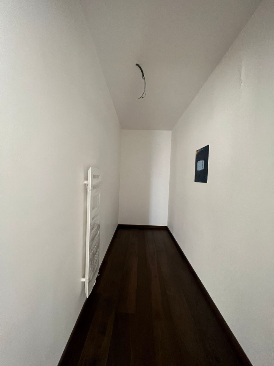 Appartamento di  5 vani /150 mq  a Conversano (zona centro)