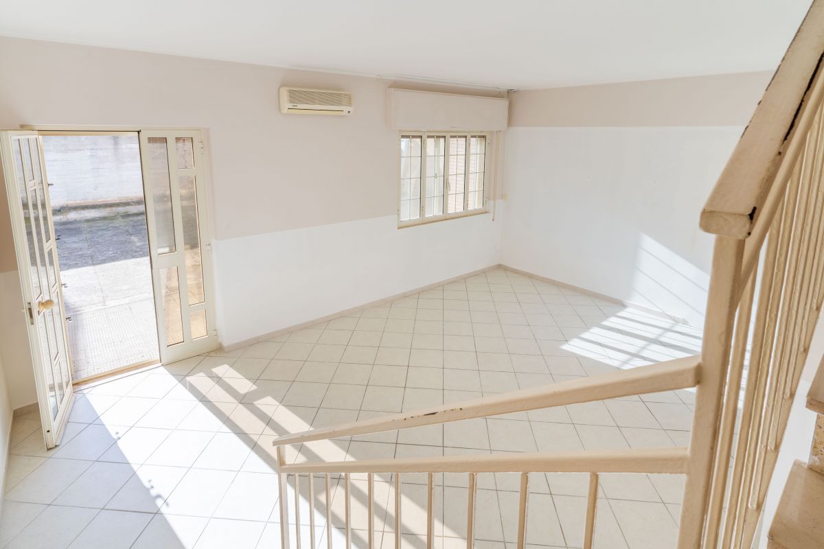 Casa indipendente di  4 vani /117 mq  a Casamassima (zona TRAV. VIA BARI)