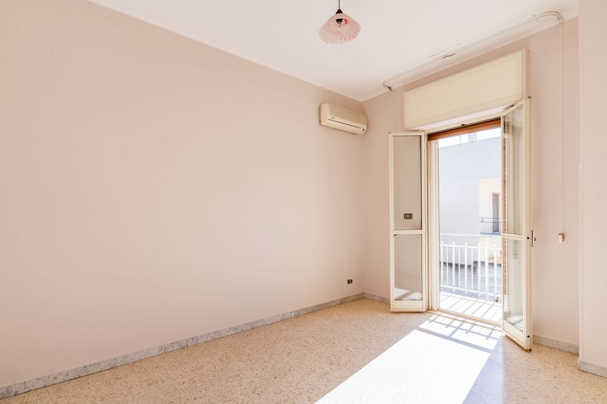 Casa indipendente di  4 vani /117 mq  a Casamassima (zona TRAV. VIA BARI)