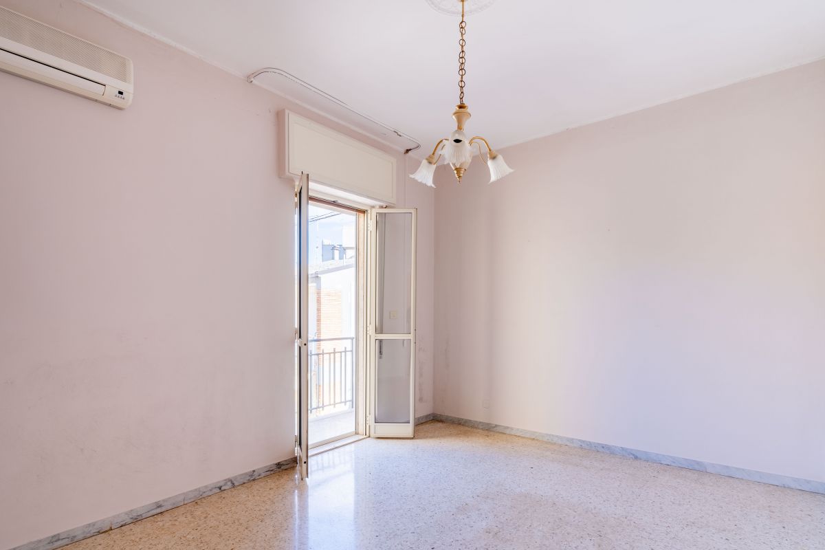 Casa indipendente di  4 vani /117 mq  a Casamassima (zona TRAV. VIA BARI)