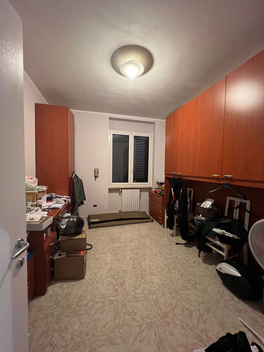 Villa (zona residenziale) di  6 vani /260 mq  a Conversano